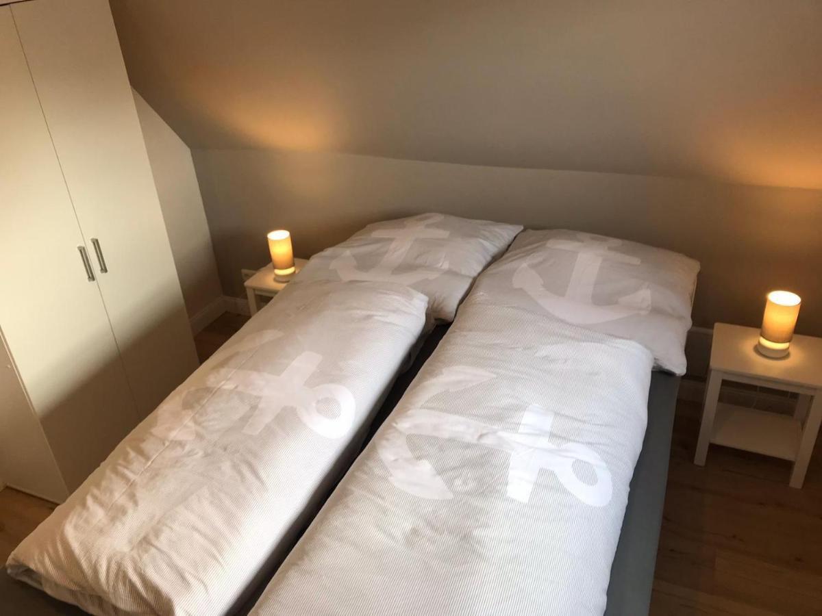 Ferienwohnung „Opa'S Tohuus“Mit Fahrraedern, Husum Хузум Екстериор снимка